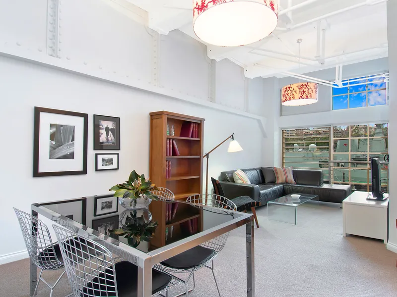 Fully Furnished One Bedroom Wharf Apartment