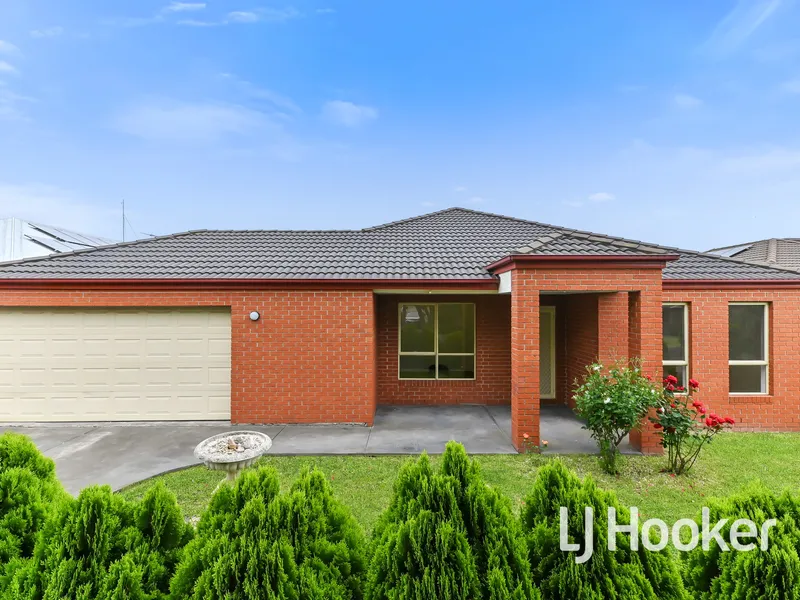 Full Renovated 5-Bedroom Family Haven in Prime Location