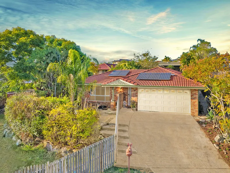 Exciting Opportunity with it all - Elevated Position + Pool + Sheds + Space on 833sqm - Beautiful home in this stunning estate !!