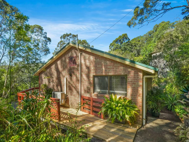 Tidy Three Bedroom Home in Peaceful Setting