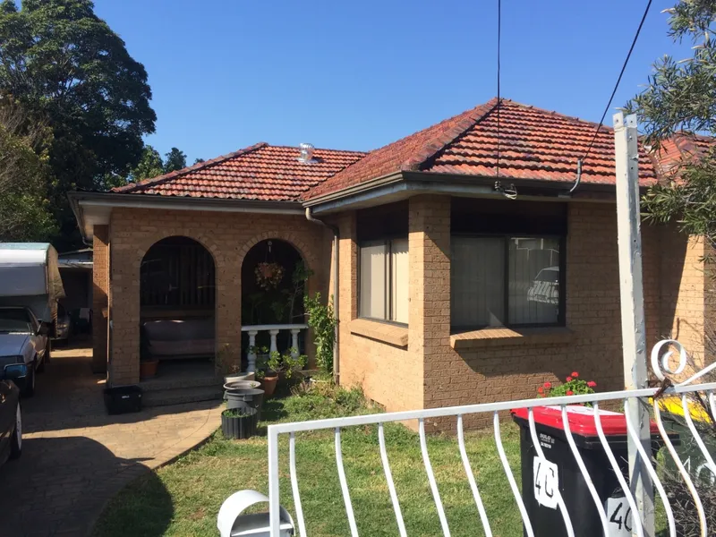 Spacious 1 bedroom granny flat available for rent