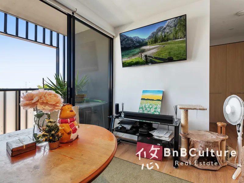 Unmatched Location – 5 Minutes from It All, the Best of Blackburn in a Spacious Apartment with Carspace