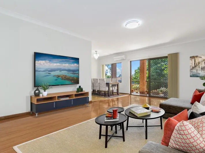 Fresh, bright apartment with entry-level appeal