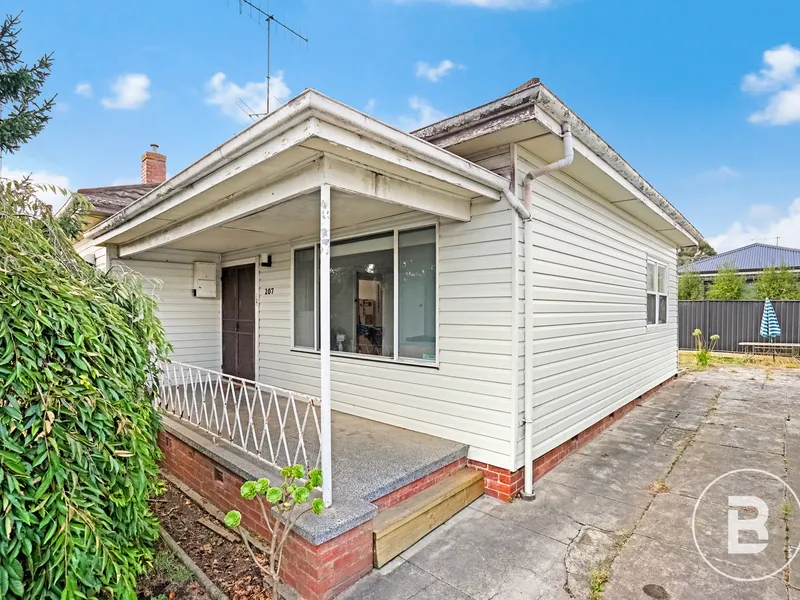 NEAT AND TIDY TWO BEDROOM HOME IN CENTRAL LOCATION