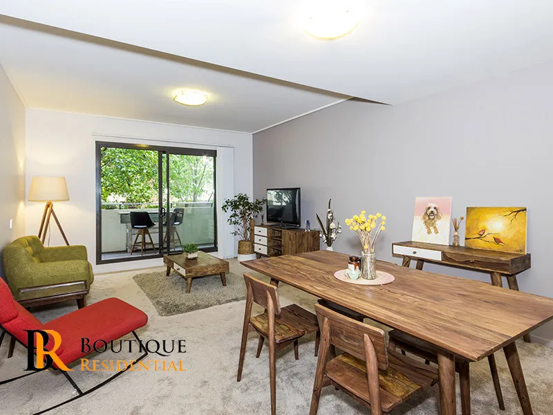 Move Right Into Fully Furnished Style