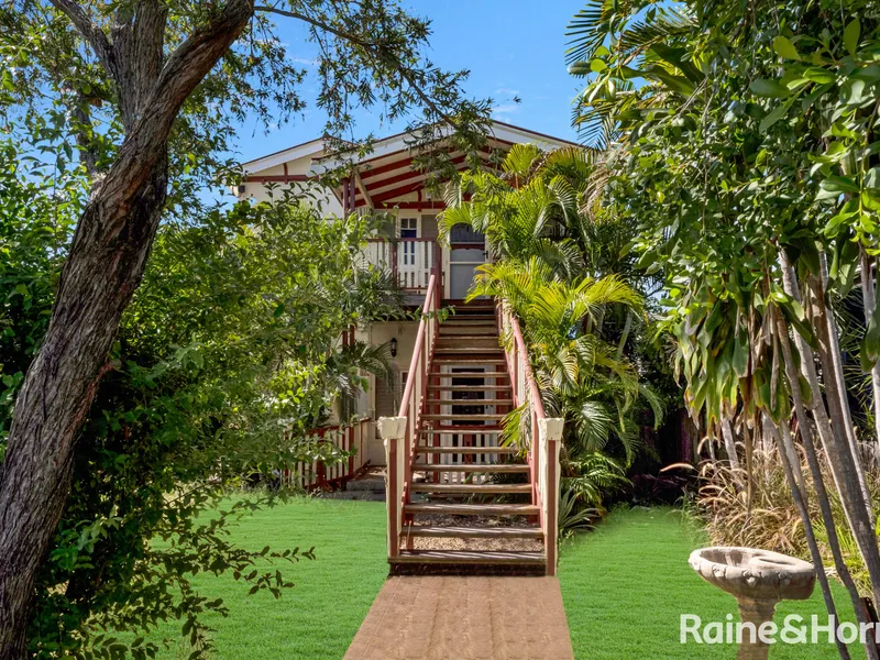 Spacious home close to the CBD!