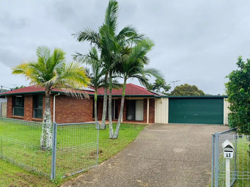 11 HIGGINS ST, LOGANHOLME