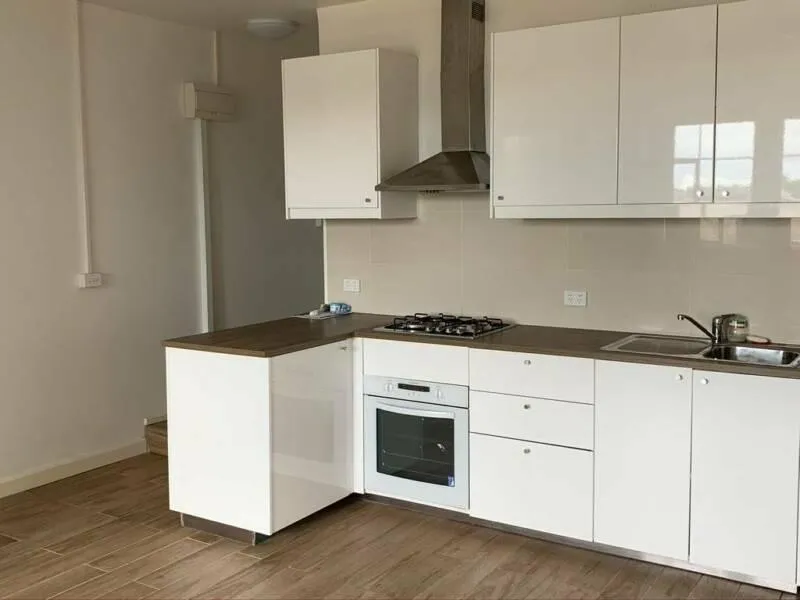 New modern two bedroom apartment 20mins to CBD only $390pw