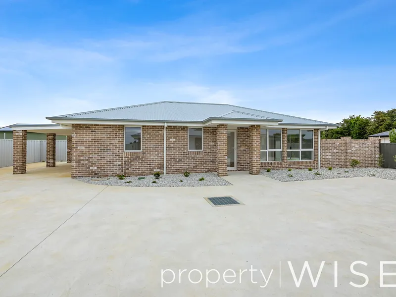 Exquisite Modern Living in Westbury