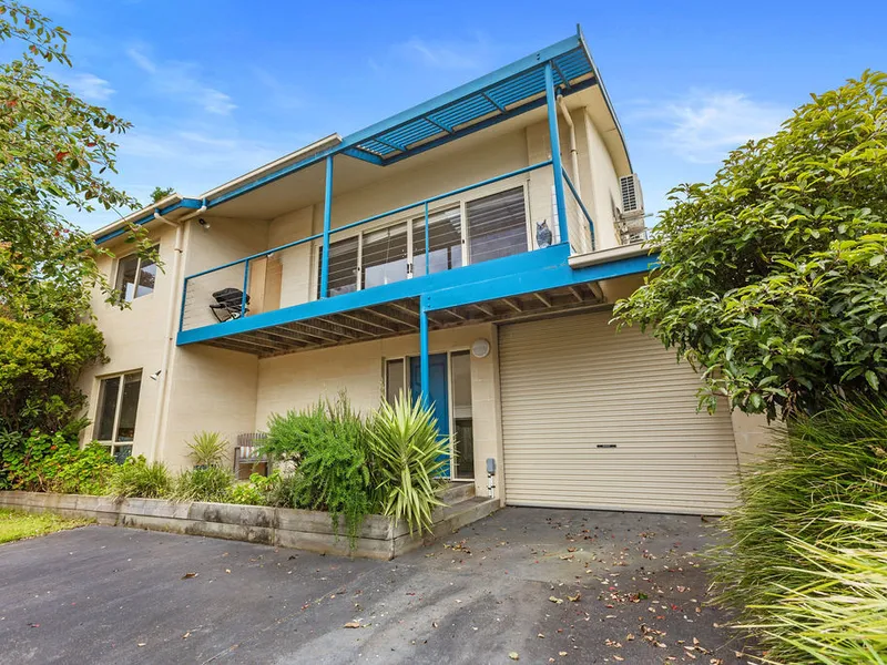 EASY LIVING COASTAL ESCAPE