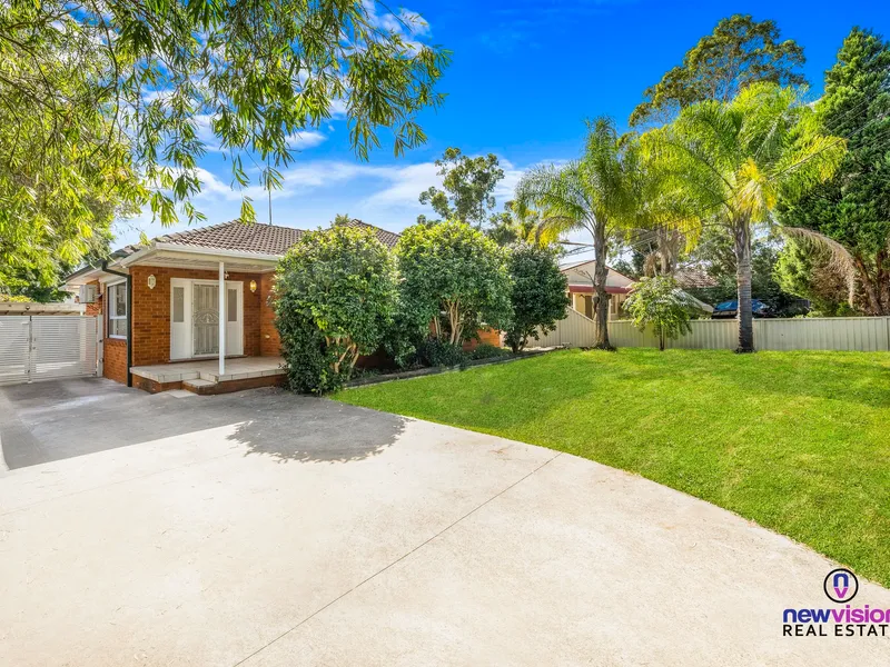 PERFECT FAMILY HOME! 3 Bedrooms, close to everything!