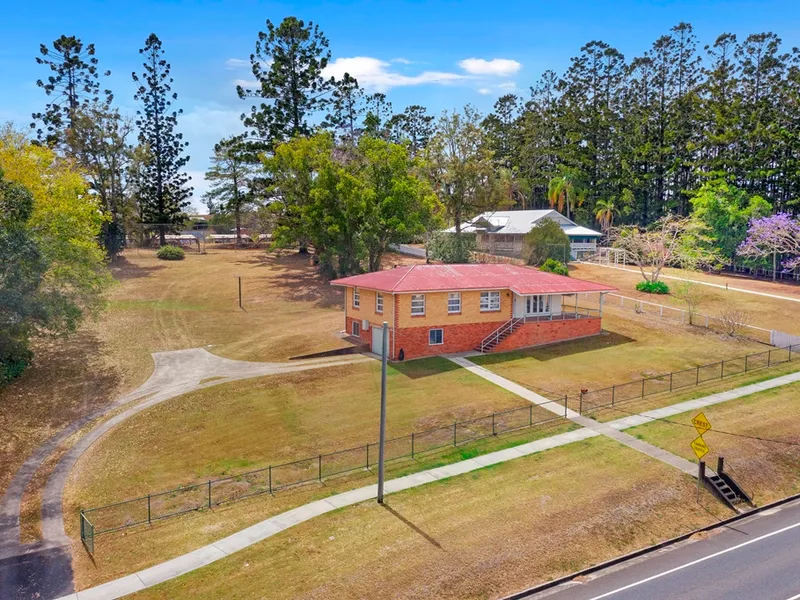 Huge 4445m2 Block in Excellent Location!