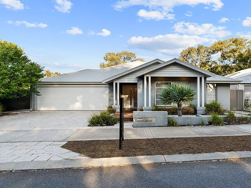 Ex display home under the Rivergums in Baldivis