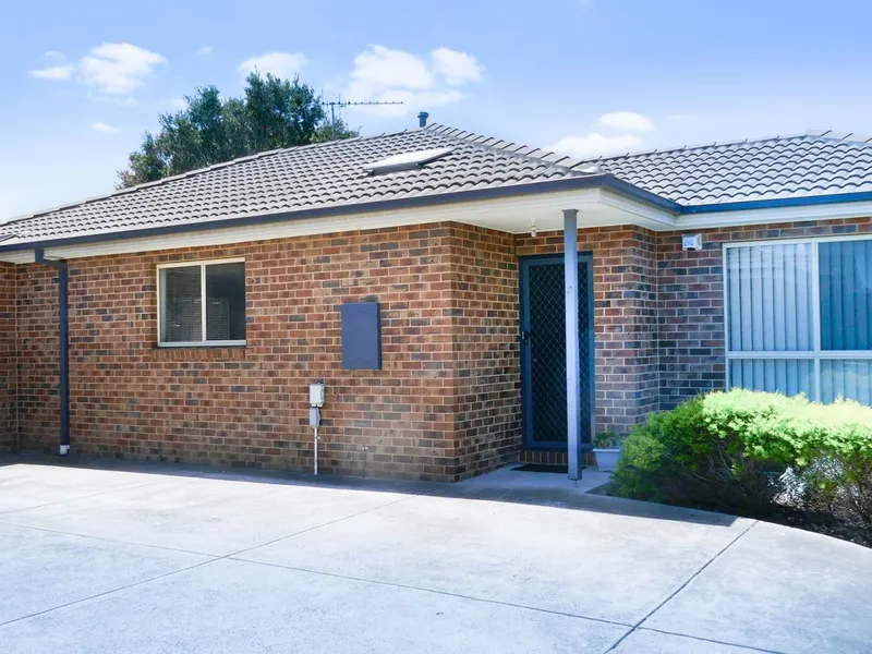 2 Bedroom Home Close To All Facilities