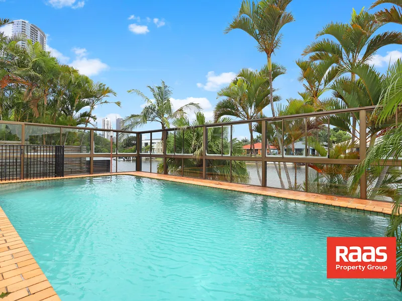 Prime Location Waterfront Living