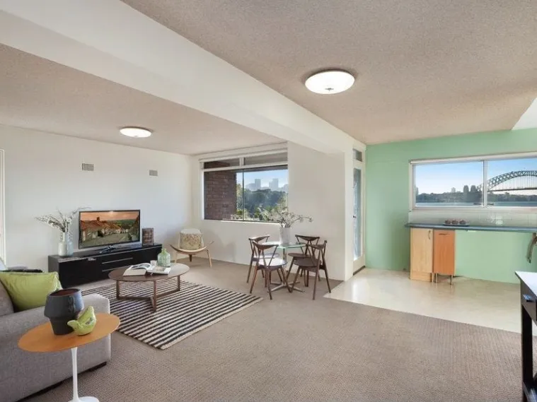 PANORAMIC HARBOUR VIEWS!