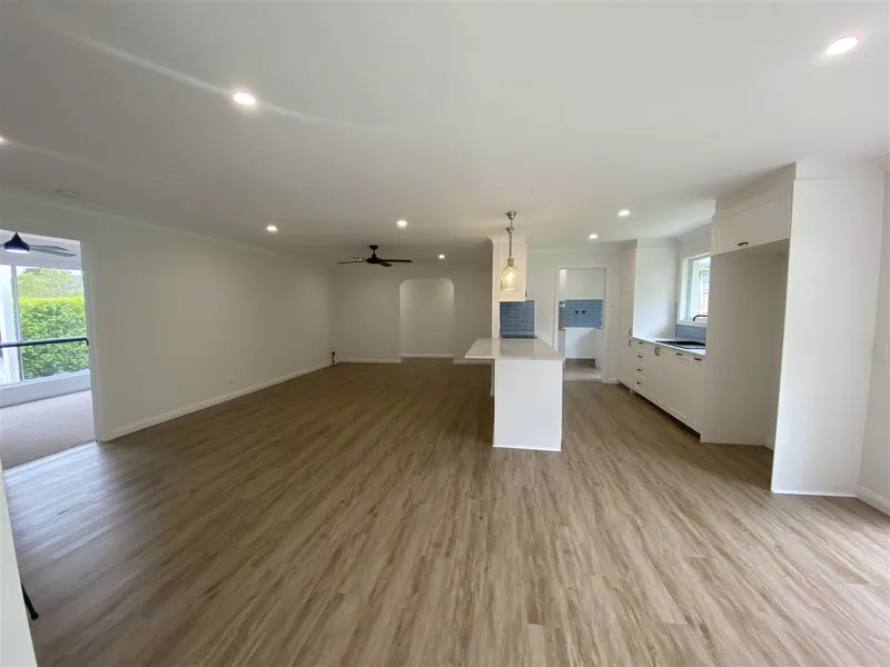 Renovated 4 Bedroom Home Available April!