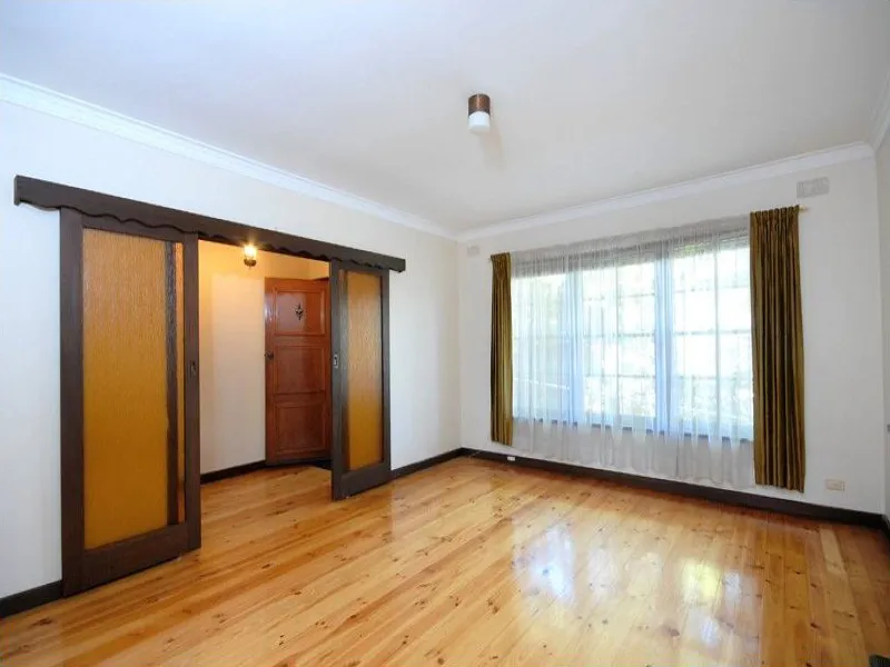 Spacious Two Bedroom Unit for Rent - Great Location!