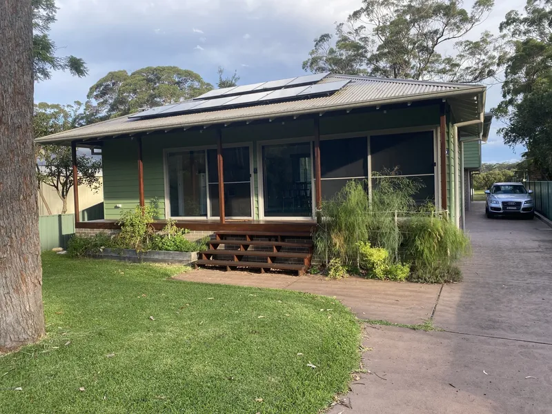 Furnished one bedroom studio on water front block in Jervis Bay area.