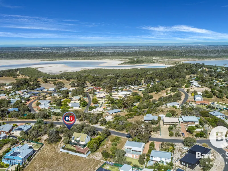 Glorious Preston Beach Vacant Land With Views for Miles
