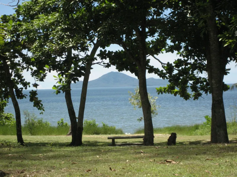 Catch the sea breezes from this large vacant...