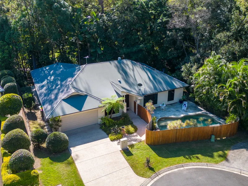 Spacious Family Home in a Rainforest Setting