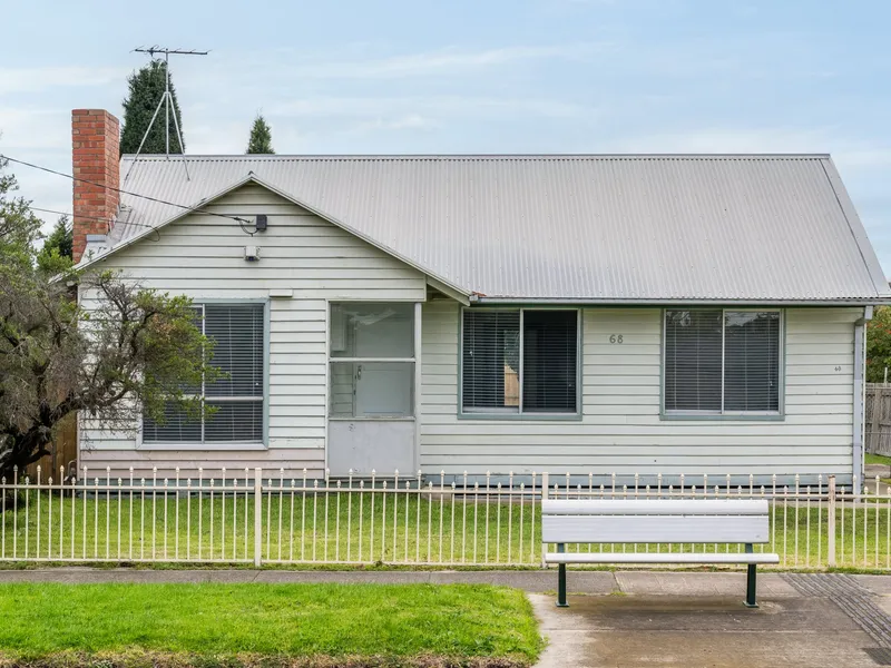 Well maintained home!