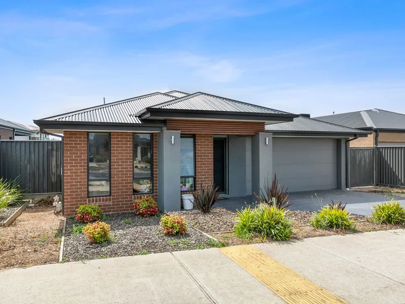 Crisp, Complete & Close By To Conveniences