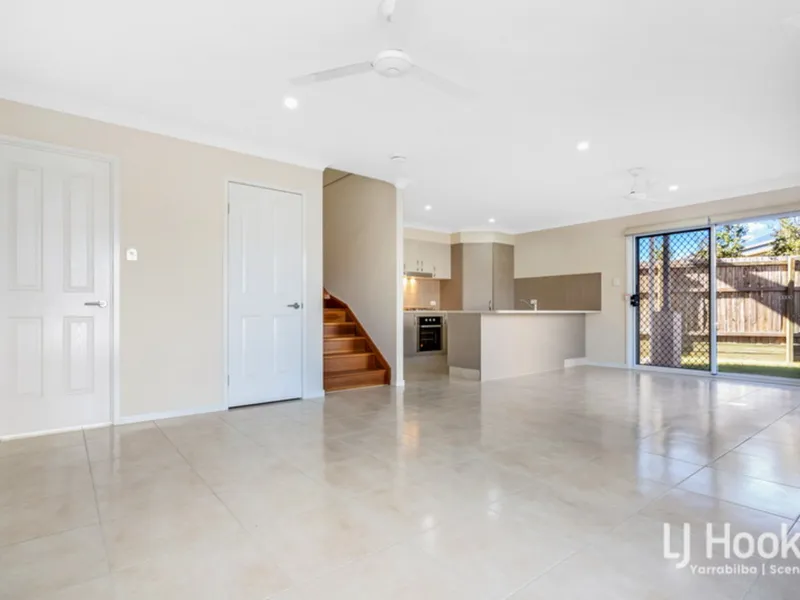 Low Maintenance - Easy Living - 3 Bedroom Townhouse