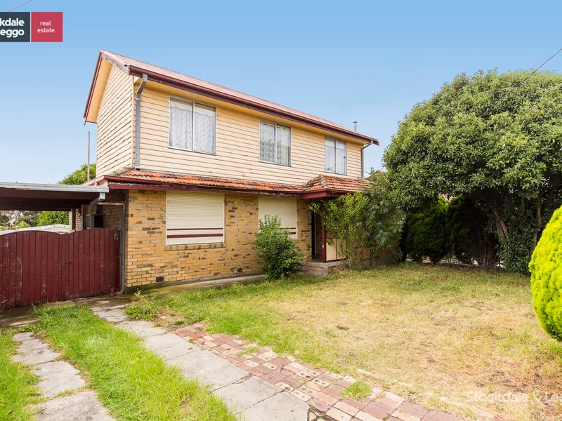 PLANS AND PERMITS APPROVED FOR 3 DOUBLE STOREY TOWNHOUSES!