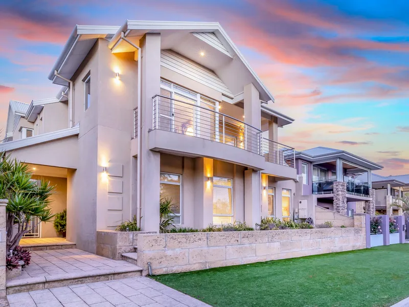 A CUT ABOVE THE REST - LUXURY AND VIEWS