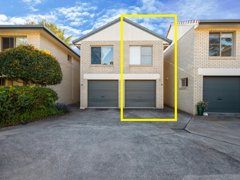 Deceased Estate! Large Townhouse In The Heart Of Maroochydore!