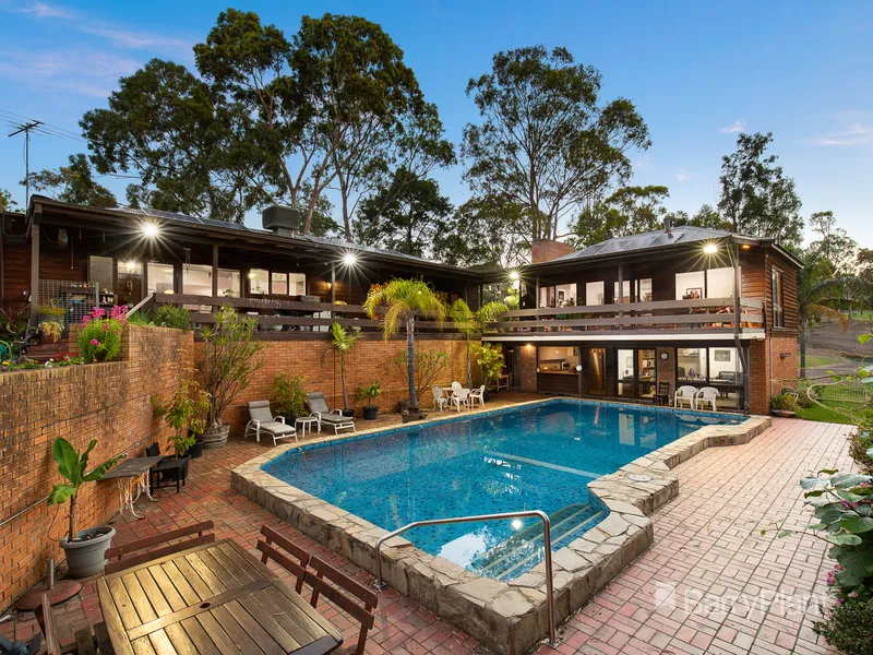 A country escape with suburban convenience.