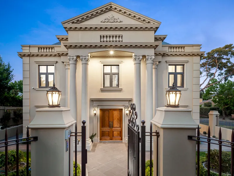 Palatial Residence Offers Unsurpassed Luxury