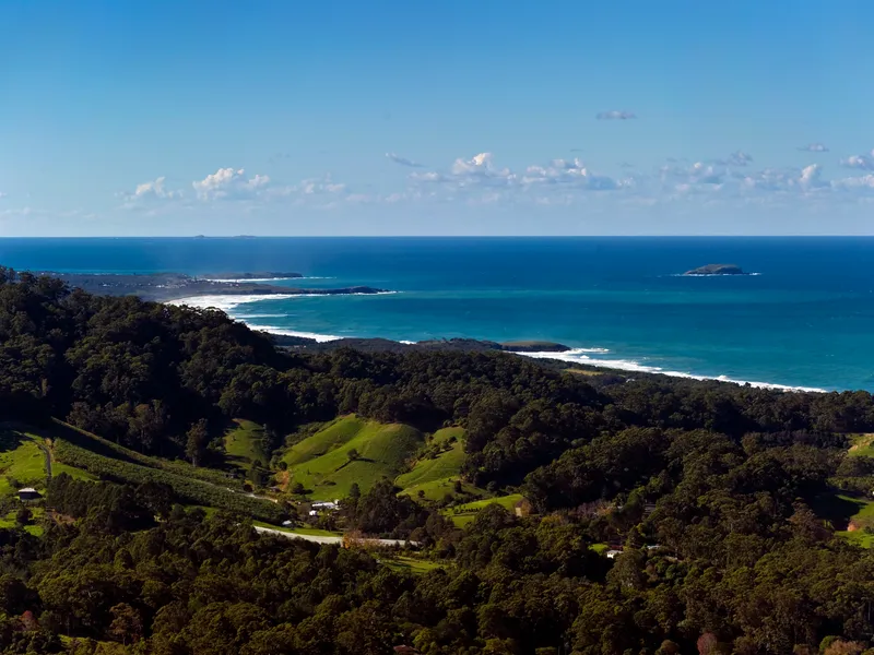 BE THE KING AND QUEEN OF YOUR OWN CASTLE?