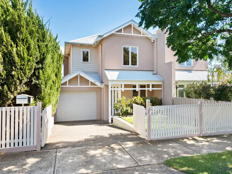 Standout Style with Alfresco Bliss