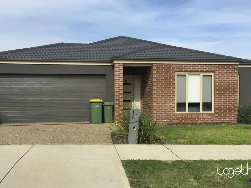 FAMILY HOME IN WORTHINGTON ESTATE