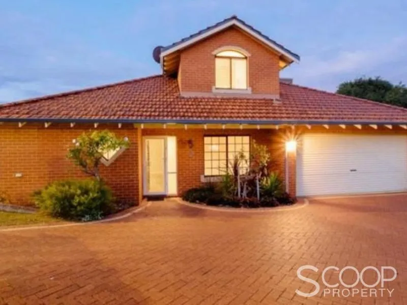 EVERYTHING IN REACH!