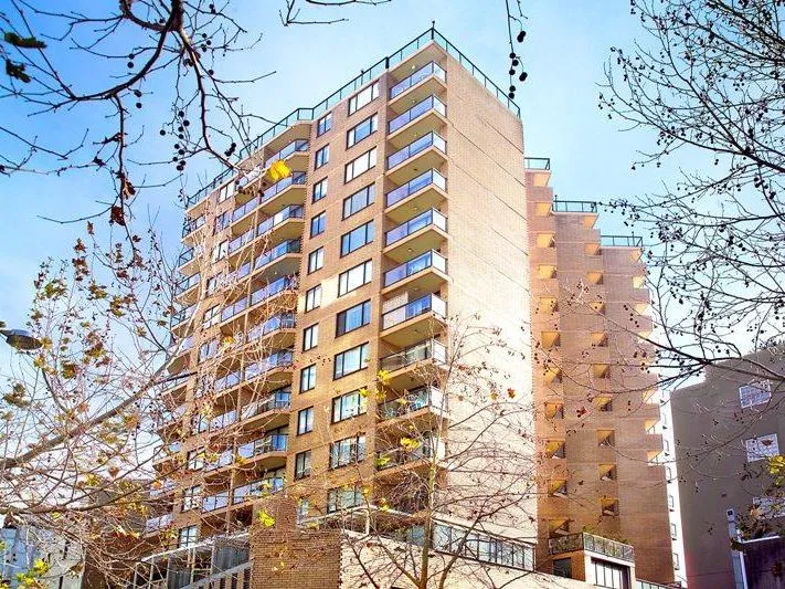 Fully Renovated One Bedroom Unit!!! Perfect Location 