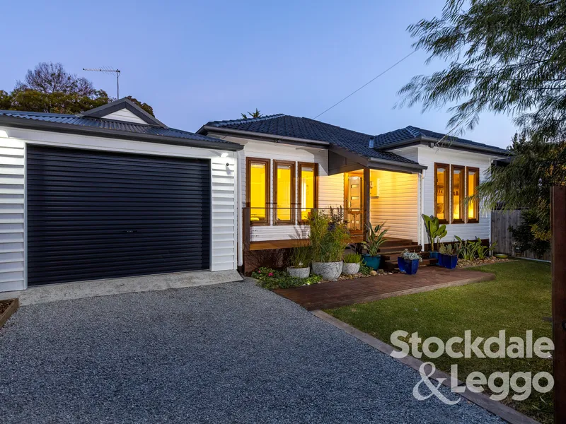 Contemporary Coastal Charm