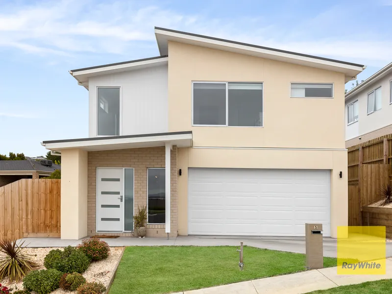 Modern Living Redefined in Prime Location