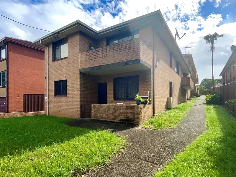 NEAT AND TIDY TWO BEDROOM UNIT