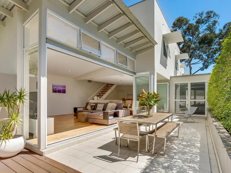 Architectural Three Bedroom Townhouse