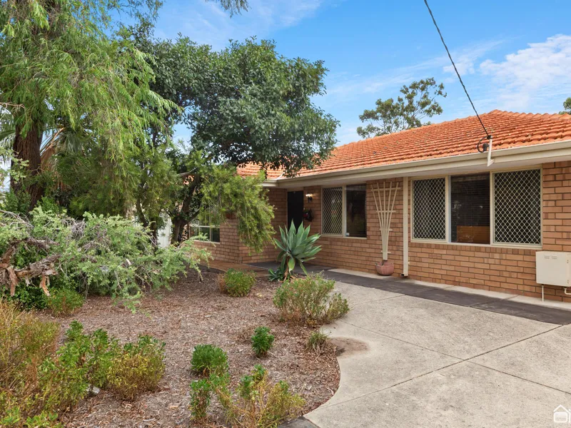 SPACIOUS HOME ON AN 820SQM BLOCK