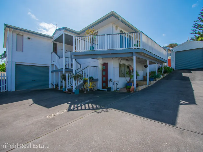 MAGIC VIEWS FROM BESPOKE STUNNER