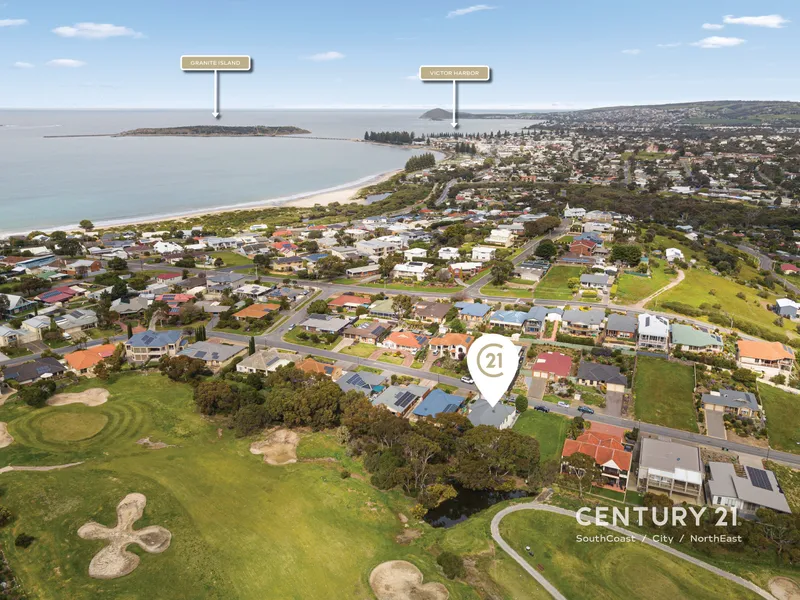 Golfer's dream! Spacious modern home with golf course views