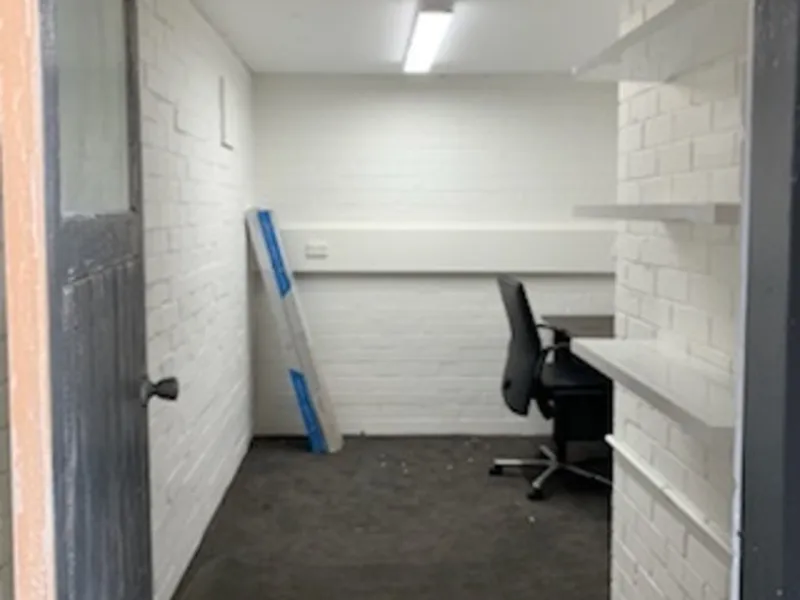 Good Sized Storeroom up for Grabs!