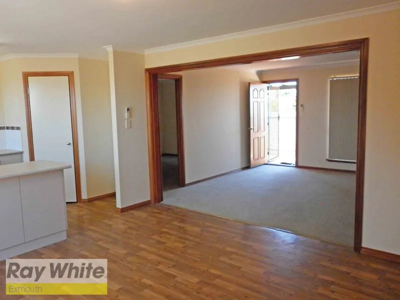 4 BEDROOM HOME IN GREAT LOCATION