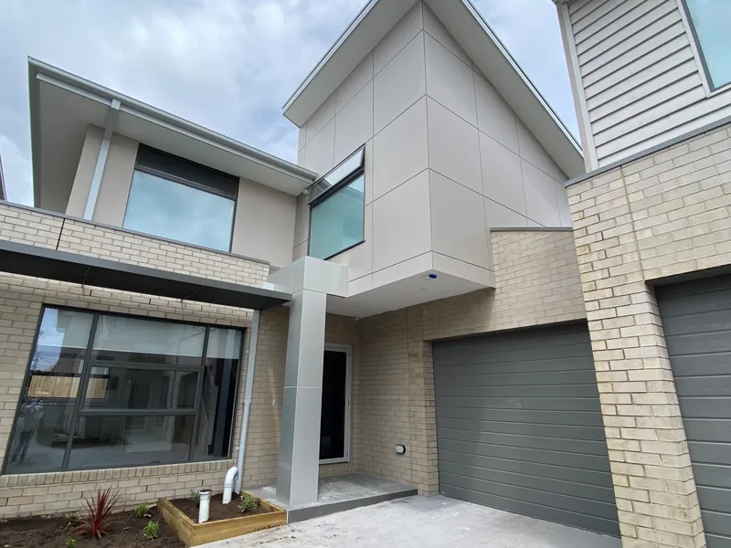 Brand New 2 Bedroom Townhouse