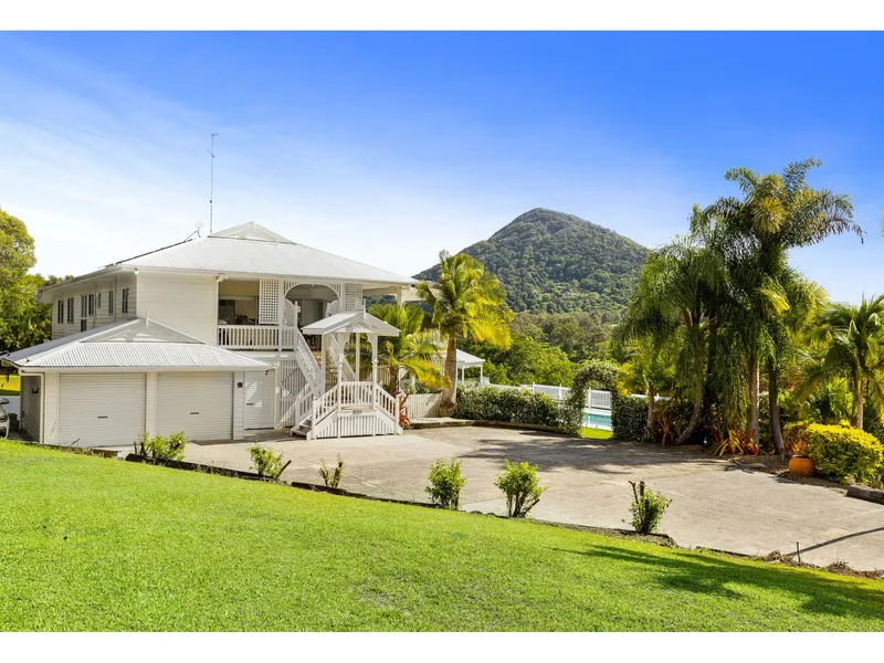 Family Home, Dual Living or Airbnb with a 20M lap pool